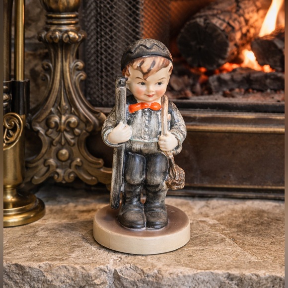 MI Hummel Germany Goebel Chimney Sweep vintage #12 4” little boy s ladder